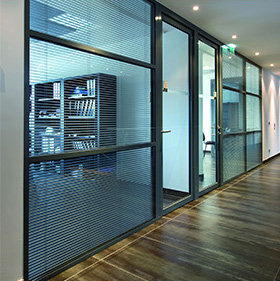 Glass dividing partitions - AZ 78